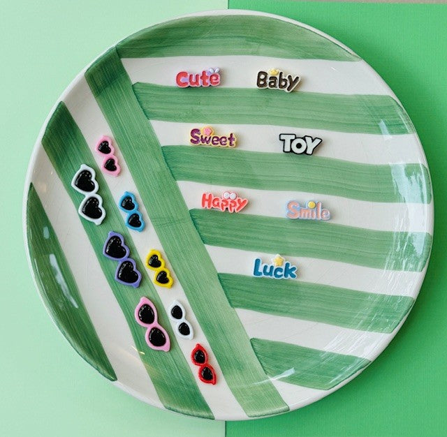 LOT DE 10 CHARMS