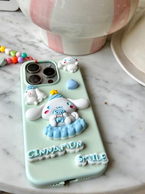 LOT DE CHARMS SANRIO
